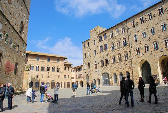 Piazza dei Priori
