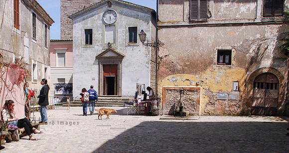 A Sunday Morning in Calcata